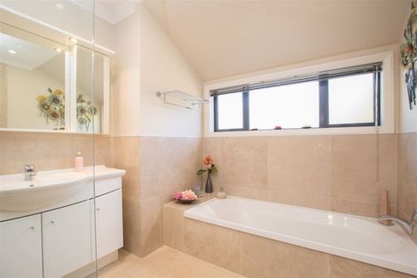 Photo of property in 16 Park Drive, Richmond, 7020