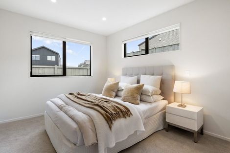 Photo of property in 55 Parkmore Drive, Rosehill, Papakura, 2113