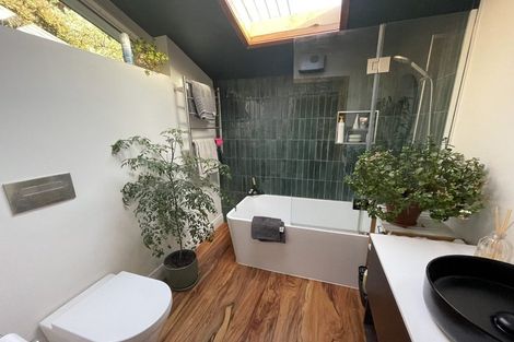 Photo of property in 12 Elmslie Road, Pinehaven, Upper Hutt, 5019