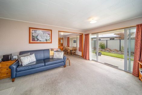 Photo of property in 77 Russell Street, Alexandra, 9320