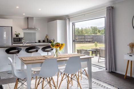 Photo of property in 3 Mckerrow Place, Featherston, 5710