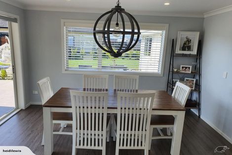 Photo of property in 32 Mike Smith Drive, Cambridge, 3434