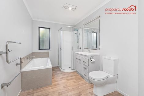 Photo of property in 76 Maire Road, Orewa, 0931