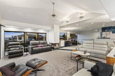 Photo of property in 14 The Parade, Bucklands Beach, Auckland, 2012