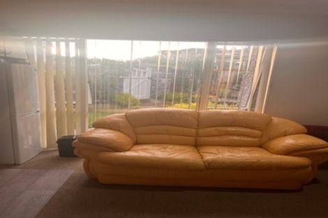 Photo of property in 9 Keating Rise, Northcross, Auckland, 0632