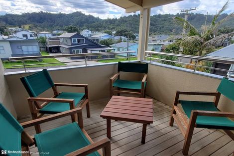 Photo of property in 10 Wallnutt Avenue, Waihi Beach, 3611