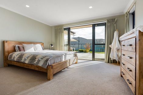 Photo of property in 48 Magellan Rise, Flagstaff, Hamilton, 3210