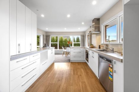 Photo of property in 360 Harewood Road, Bishopdale, Christchurch, 8053