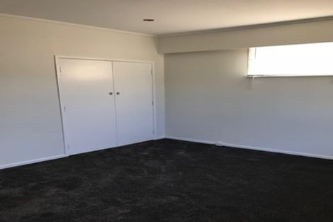 Photo of property in 23 Mirrabooka Avenue, Botany Downs, Auckland, 2010