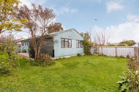 Photo of property in 64 Highbury Avenue, Highbury, Palmerston North, 4412