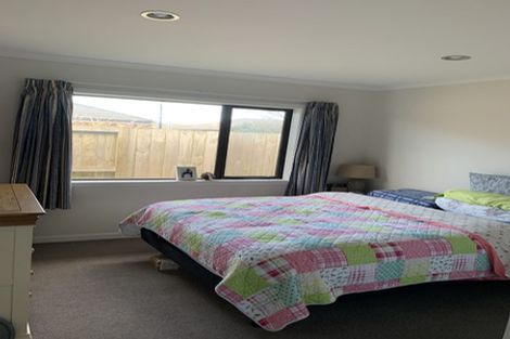 Photo of property in 37 Piwakawaka Court, Rototuna North, Hamilton, 3210