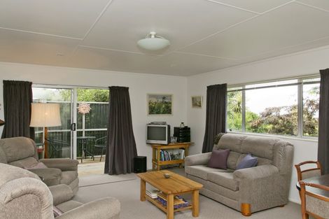 Photo of property in 2/15 Gladstone Grove, Richmond Heights, Taupo, 3330