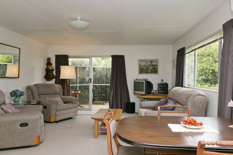 Photo of property in 2/15 Gladstone Grove, Richmond Heights, Taupo, 3330