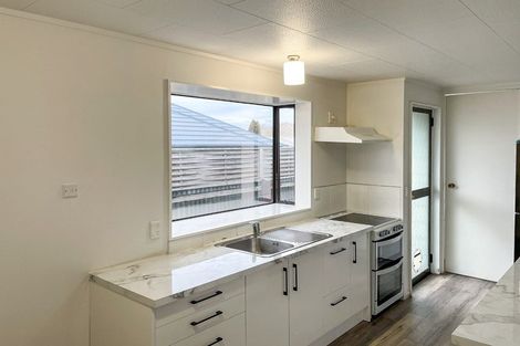 Photo of property in 102a Amyes Road, Hornby, Christchurch, 8042