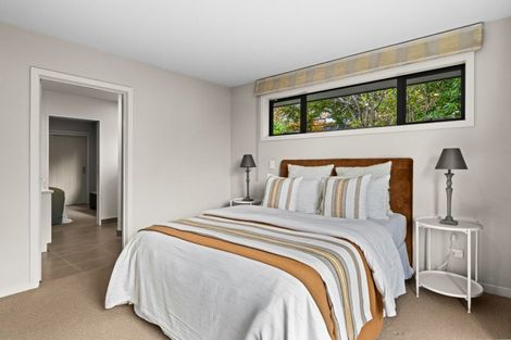 Photo of property in 9b Gillean Street, Havelock North, 4130