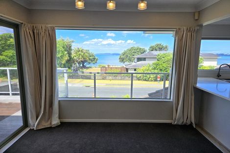 Photo of property in 8 Sunburst Avenue, Snells Beach, 0920