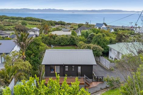 Photo of property in 33 Athol Street, Glenduan, Nelson, 7071