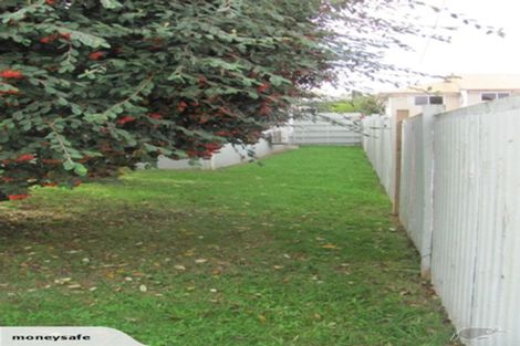 Photo of property in 14 Rogan Street, Mount Roskill, Auckland, 1041