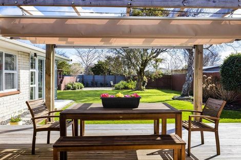 Photo of property in 18 Kowhai Street, Hawera, 4610