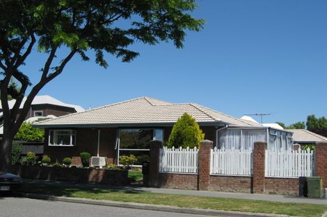 Photo of property in 1/23 Kedleston Drive, Avonhead, Christchurch, 8042