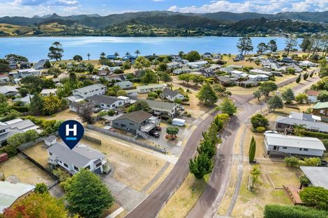 Photo of property in 11 Pleasant Place, Pauanui, Hikuai, 3579