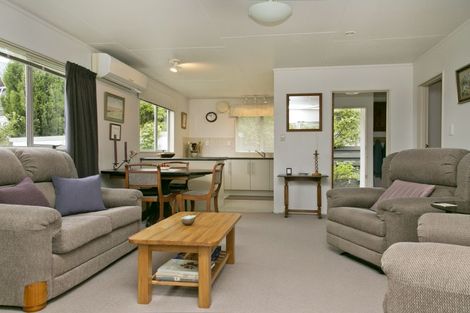 Photo of property in 2/15 Gladstone Grove, Richmond Heights, Taupo, 3330