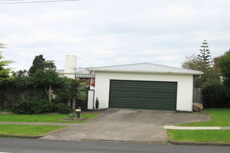 Photo of property in 1/102 Sandspit Road, Shelly Park, Auckland, 2014
