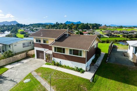 Photo of property in 220 Marsden Point Road, Ruakaka, 0116