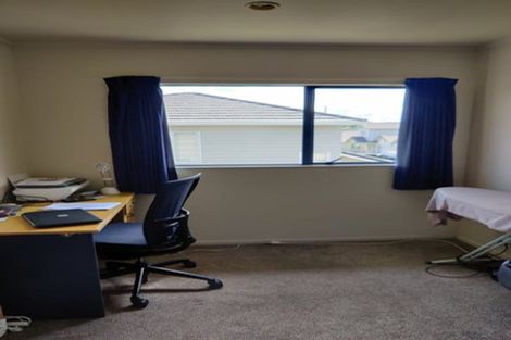 Photo of property in 14 Butia Avenue, Henderson, Auckland, 0612