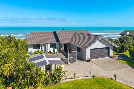 Photo of property in 43 Longbeach Drive, Castlecliff, Whanganui, 4501
