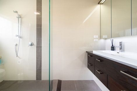 Photo of property in 121 Pomona Road, Kumeu, 0891