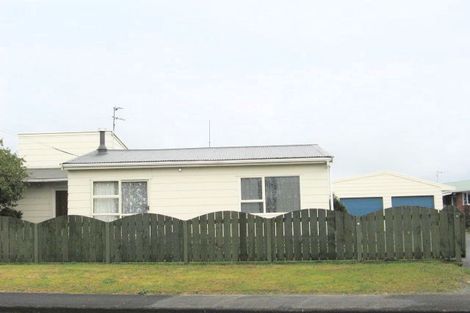 Photo of property in 5a Harper Street, Papakura, 2110