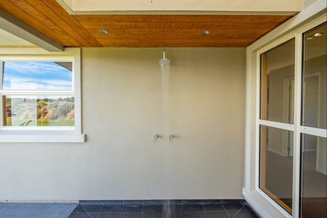 Photo of property in 136 Te Awa Road, Albert Town, Wanaka, 9382