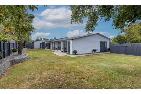 Photo of property in 5 Hegan Place, Rangiora, 7400