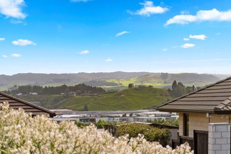 Photo of property in 1 Carex Close, Pyes Pa, Tauranga, 3112