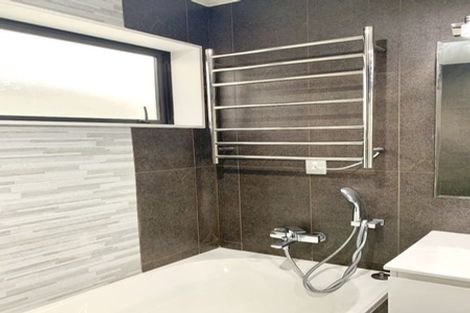 Photo of property in 8 Pihoihoi Place, Hobsonville, Auckland, 0616