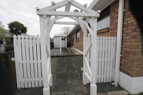 Photo of property in 55a Queen Street, Pukekohe, 2120