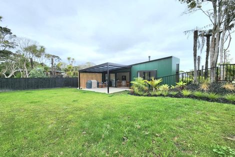 Photo of property in 23a Oscar Road, Greenhithe, Auckland, 0632