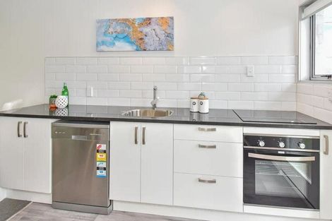 Photo of property in 5/97 Coronation Road, Papatoetoe, Auckland, 2025