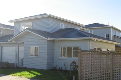 Photo of property in 17 Albizia Avenue, Henderson, Auckland, 0612