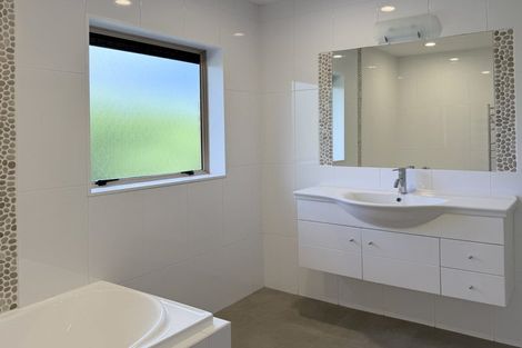 Photo of property in 10 Dairy Stream Road, Dairy Flat, Albany, 0794