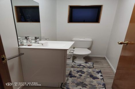 Photo of property in 2/6 County Road, Torbay, Auckland, 0630