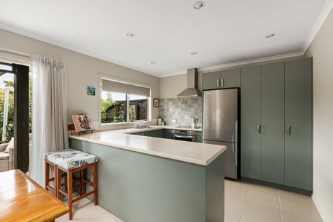 Photo of property in 21 Bridgewater Way, Pyes Pa, Tauranga, 3112