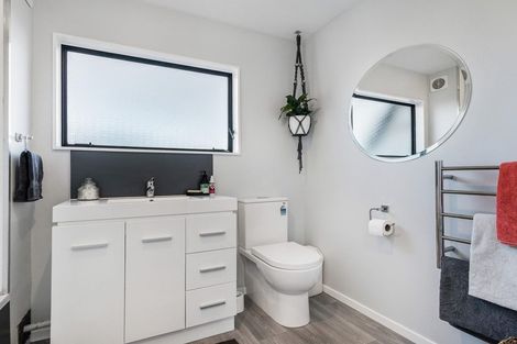 Photo of property in 1/461 Pages Road, Aranui, Christchurch, 8061