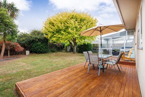 Photo of property in 15 Belgrave Place, Awapuni, Palmerston North, 4412