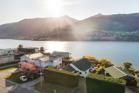 Photo of property in 379 Peninsula Road, Kelvin Heights, Queenstown, 9300