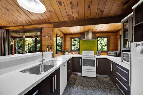 Photo of property in 1760 Mountain Road, Inglewood, 4386