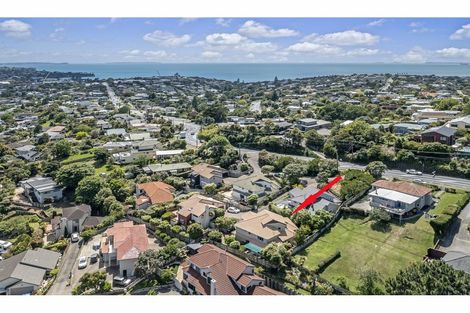 Photo of property in 127a Browns Bay Road, Browns Bay, Auckland, 0630