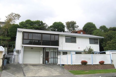 Photo of property in 77 Field Street, Silverstream, Upper Hutt, 5019