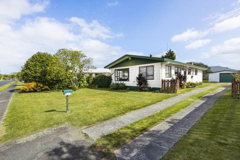 Photo of property in 19 Elmwood Crescent, Pukete, Hamilton, 3200